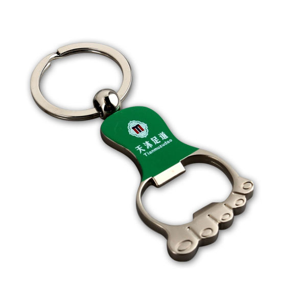 Personalisierter Schlüsselanhänger aus Metall in Hundeknochenform