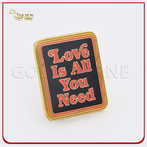 Benutzerdefinierte sterben gestempelt weiche Emaille Pin Abzeichen