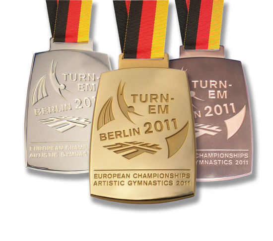 Benutzerdefinierte gestanzte aushöhlen weiche Emaille Sportmedaille