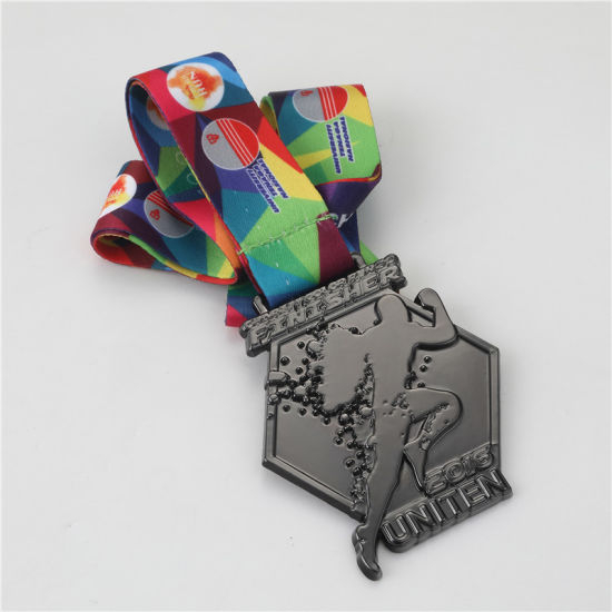 Benutzerdefinierte 2D-gravierte Soft Emaille Fun Ride Metallmedaille