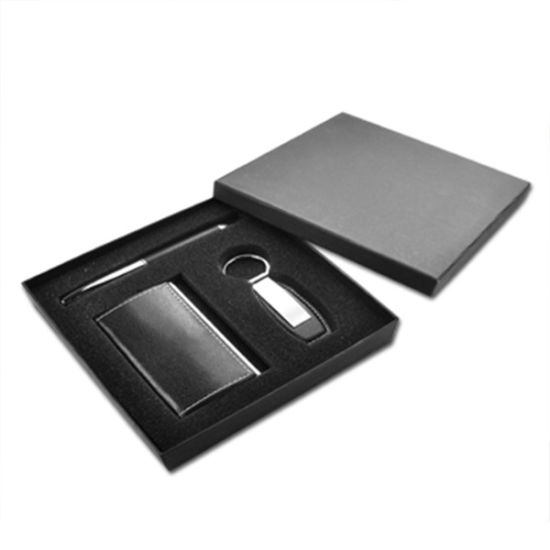 Geschenkset aus Visitenkartenetui und Stift aus Metall