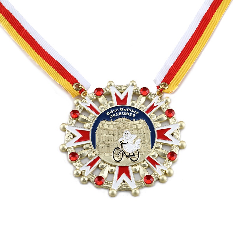 Fabrikpreis Custom Casting Metal Nickel Karnevalsfeier Medaille mit Kette