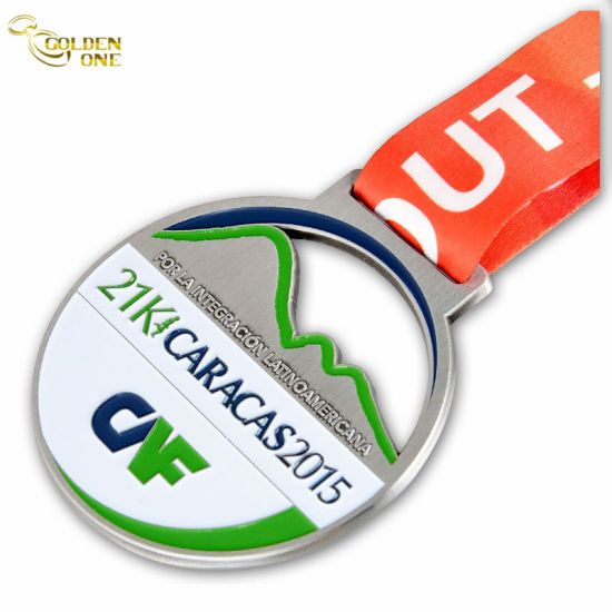 Personalisierte Sportmedaille aus Metall mit Flaschenöffner