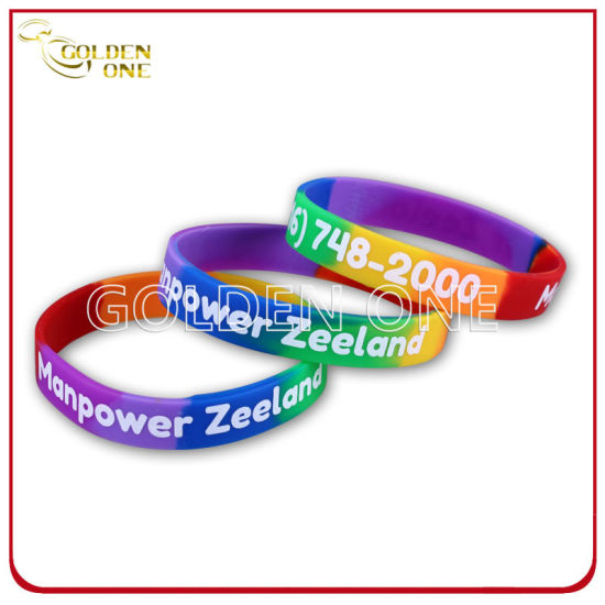 Hochwertiges, geprägtes, bedrucktes Gummiarmband mit konkavem Design