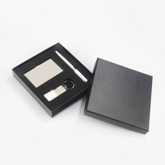 Geschenkset aus Visitenkartenetui und Stift aus Metall