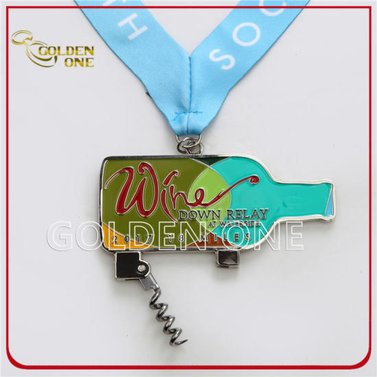 Custom Shiny Nickel Soft Emaille Metallmedaille mit Weinkorkenzieher
