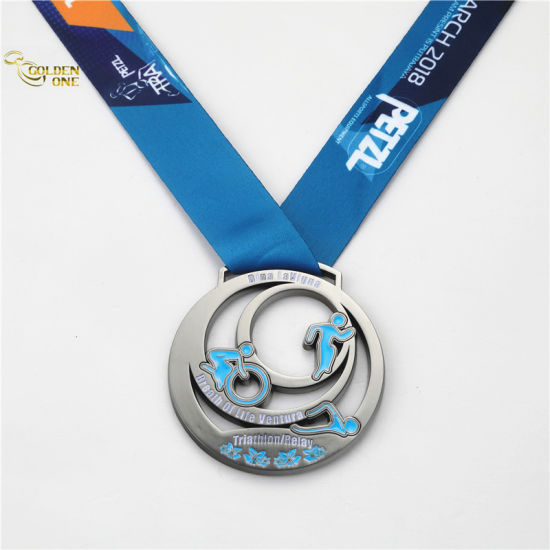 Maßgeschneiderte Laufmedaille aus Messing für wohltätige Zwecke