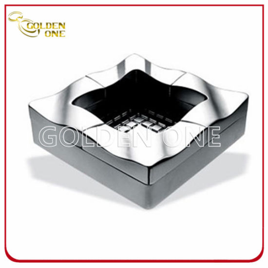 Kundenspezifischer Souvenir-Geschenk-Metallaschenbecher mit geprägtem Logo (SA01)