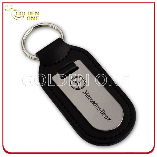 Schlüsselhalter aus weichem Leder mit geprägtem Logo aus weichem Emaille