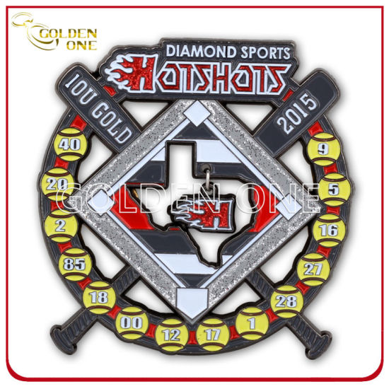 Antikes Gold-Finish Custom Design Emaille & geprägtes Metallabzeichen