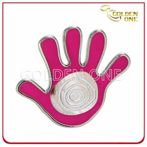 Personalisierte Palm Sculpt Anstecknadel aus harter Emaille