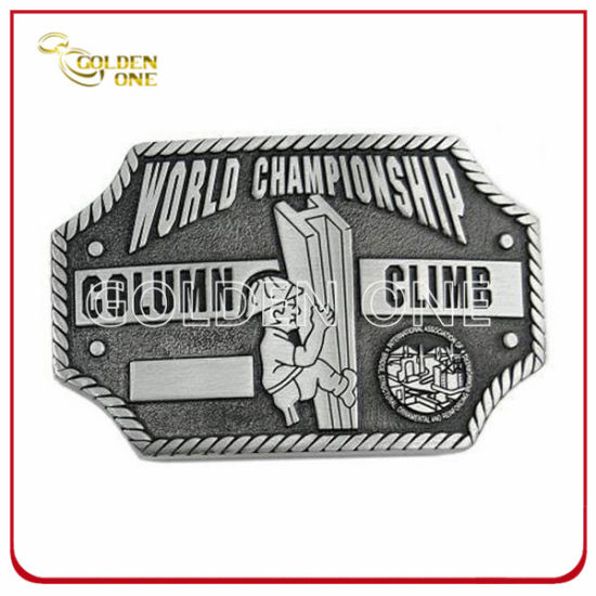 Antike Gürtelschnalle aus splitterbeschichtetem, geprägtem Metall für Souvenirs